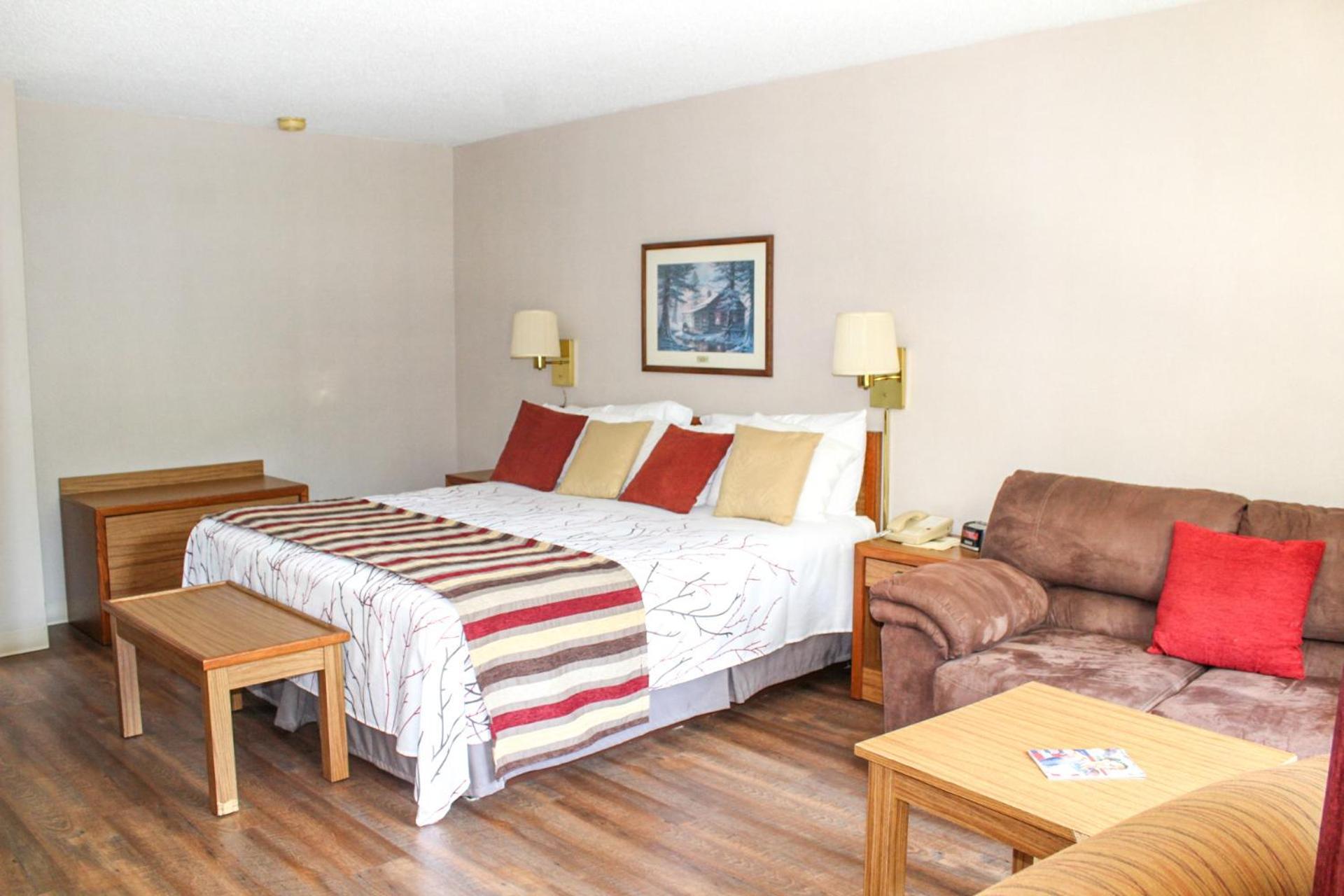 Highland Manor 2*