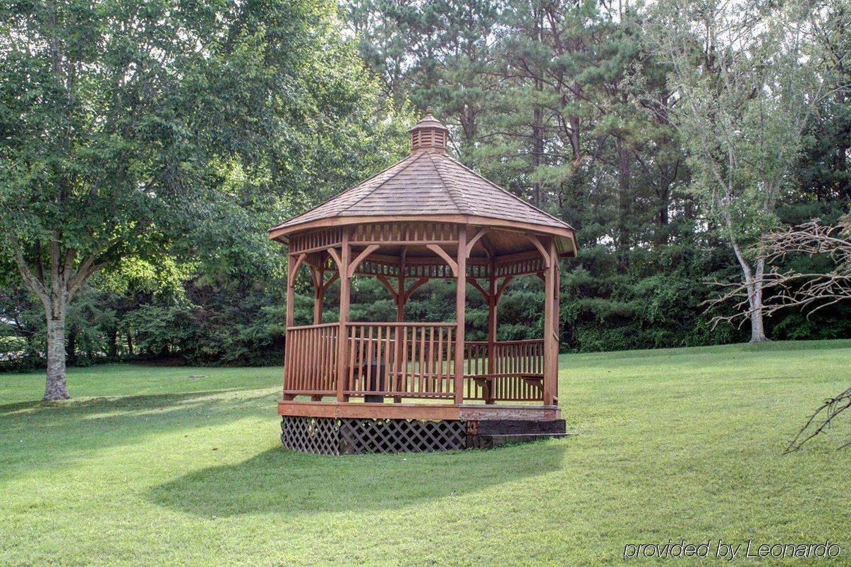 Highland Manor Inn 2*