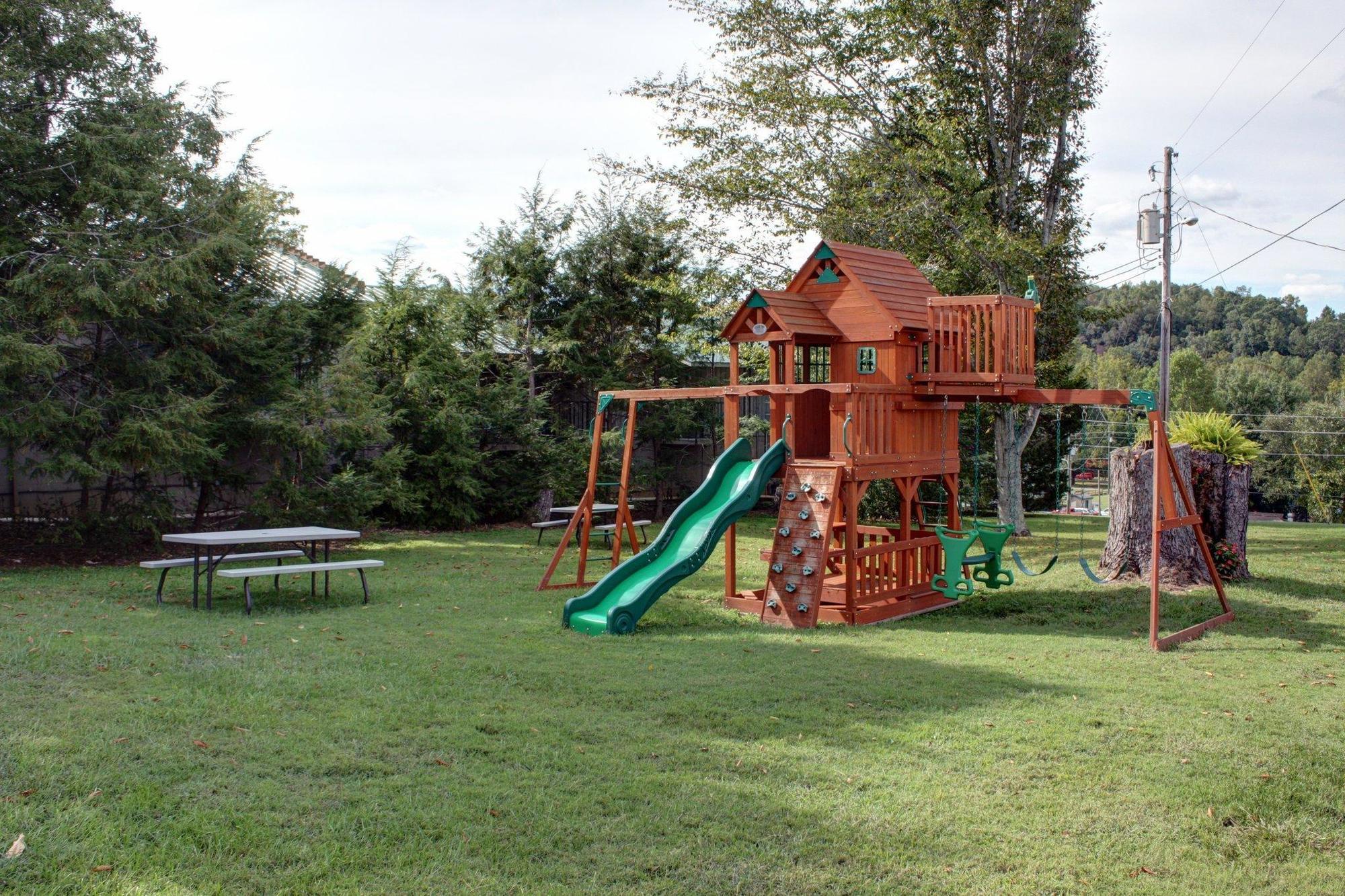 Highland Manor Inn