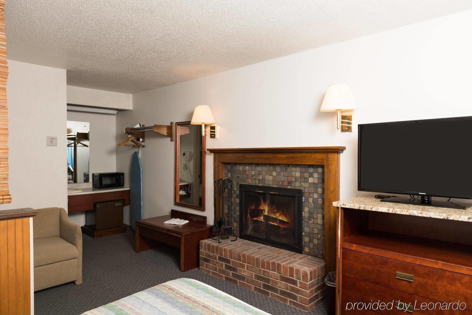 Highland Manor Inn 2*